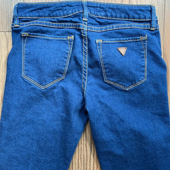 GUESS Crop Mid jeans size 27 - Picture 7 of 9